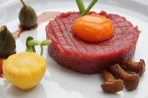 LUTY Z POLĘDWICĄ WOŁOWĄ W SZLACHETNYM WYDANIU